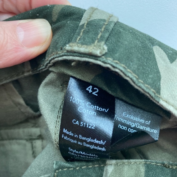 Men's Cargo Shorts Size 42 - Picture 4 of 4